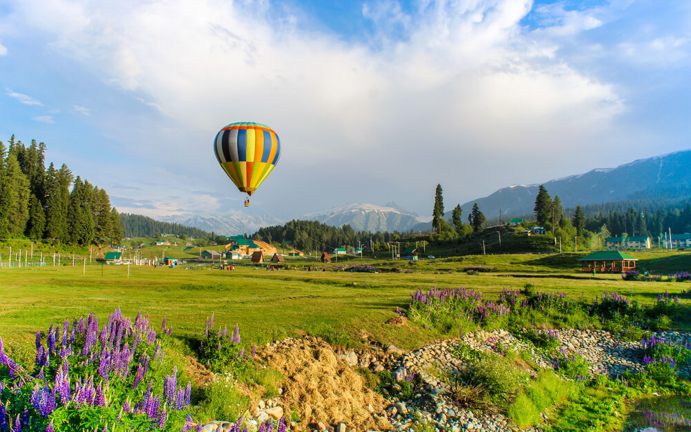hot air balloon - iPhone landscape photos